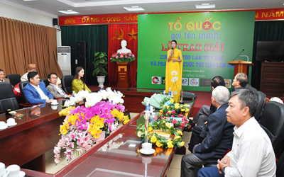 Trung tâm văn hoá Trí Tuệ Việt: Trao giải cuộc thi thơ Tổ quốc gọi tên mình - lần 2