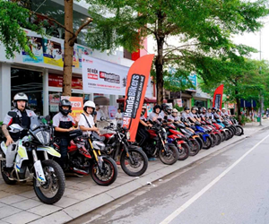 An toàn, văn minh cho người chơi mô-tô tại Hà Nội